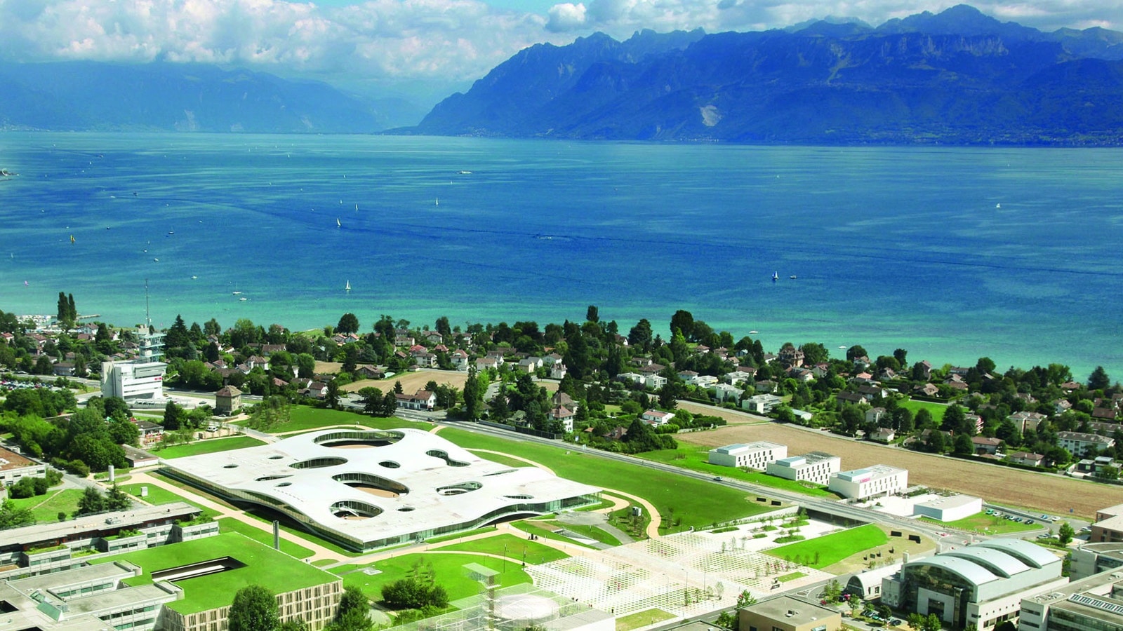 EPFL opens a cybersecurity center - Darest Informatic